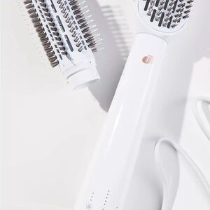 T3 AireBrush Duo Interchangeable Hot Air Blow Dry Brush